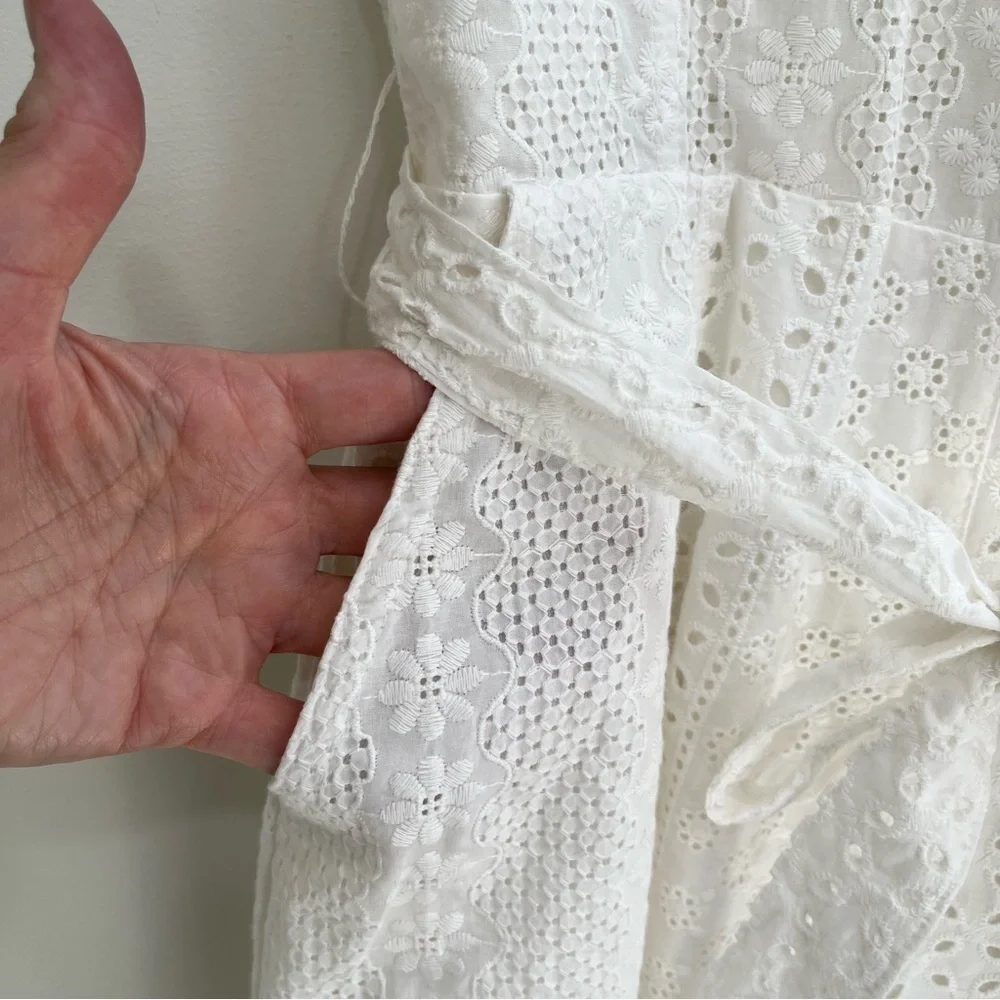 Blank NYC White Eyelet Puff Sleeve Romper Downtown Vibes Coastal Cowgirl Large
